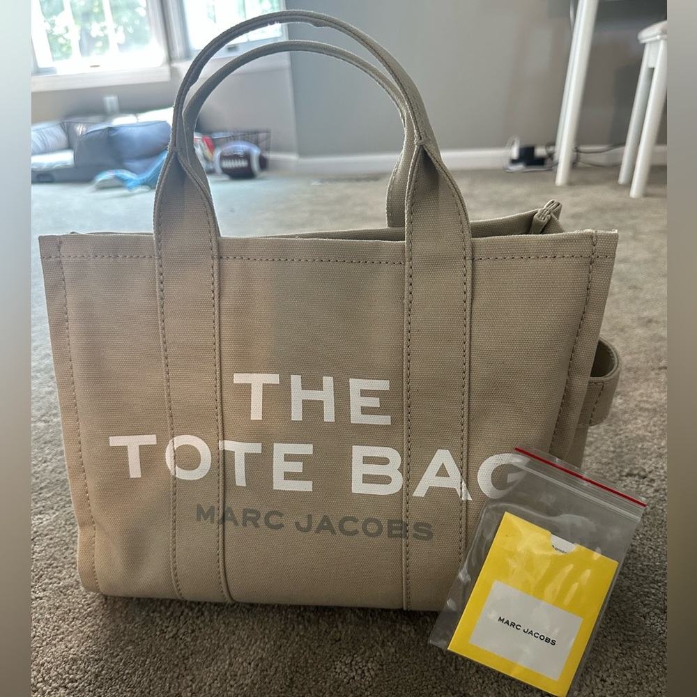 Marc Jacobs Canvas Medium Tote (Beige) - Picture 1 of 7
